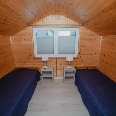 펜션 Miedzy Morzami